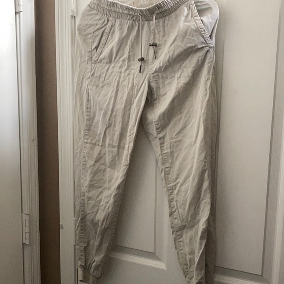 FINAL MARKDOWN Zara joggers xs - Picture 1 of 6